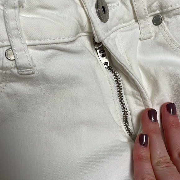 Articles of Society Mid Rise White Skinny Jeans - Picture 6 of 9